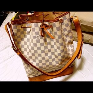 lV bag